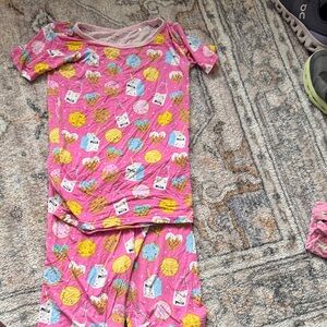 Girls bamboo little sleepies Kids Pajamas with Fun Print